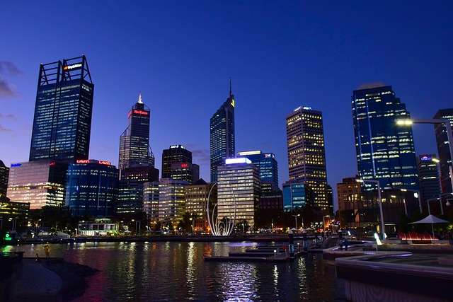 Baseball in Australia - culture, history, and development.