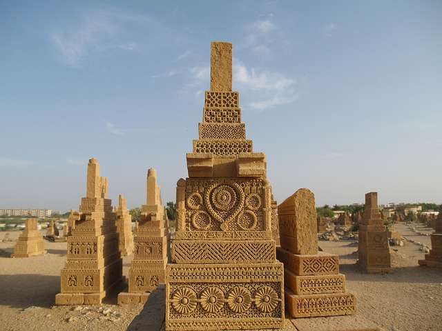 Baseball in Karachi - culture, history, and development.